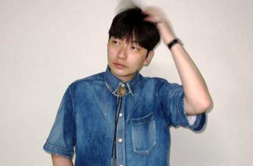 small_27-lee-dong-hwi-instagramatdlehdgnl