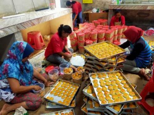 small_36perajin-kue kucang-masa pandemi