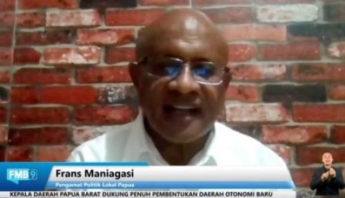 small_40pengamat politik-frans maniagasi