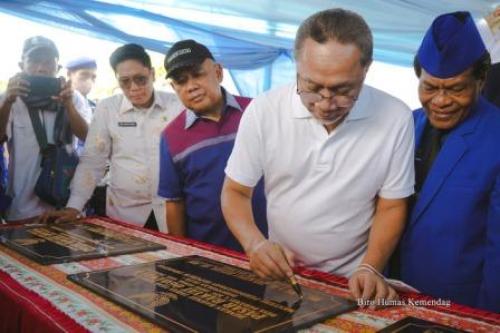 small_52mendag zulhas-ps donggala-sulteng