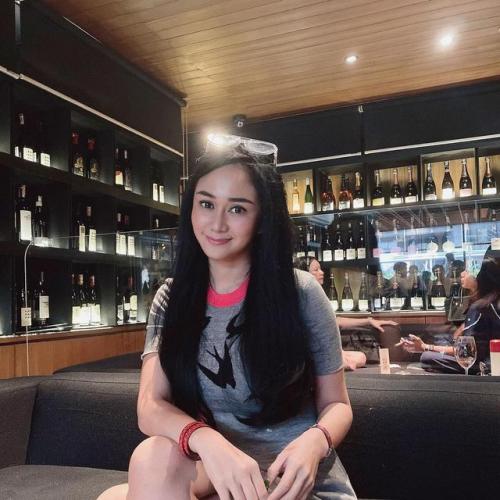 small_56Denise-chariesta