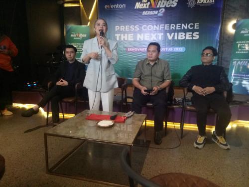 small_67ruth sahanaya-juri the next vibes2