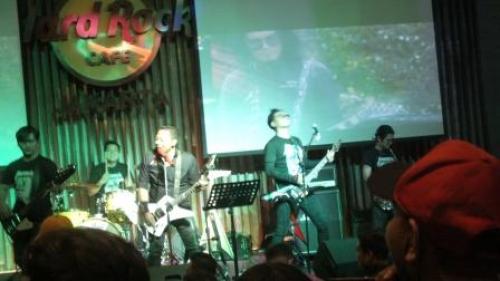 small_76band maharaja 48-lounching lagu