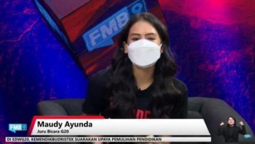small_83Maudy Ayunda-g20