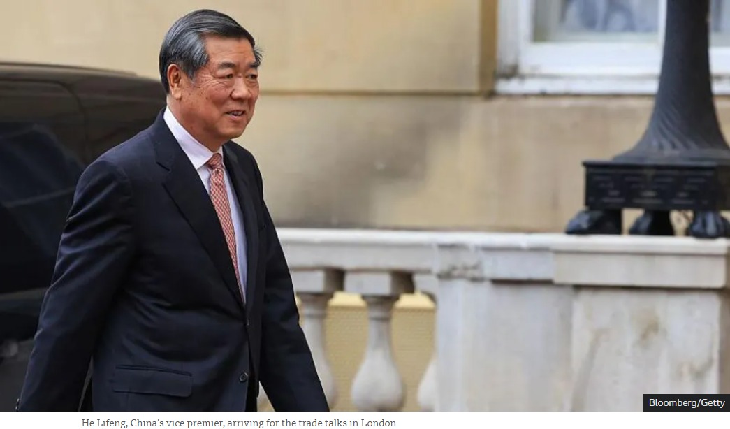 He Lifeng, China's vice premier, arriving for the trade talks in London