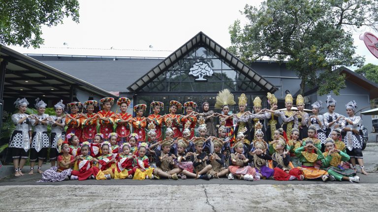 Foresthree Coffee and Kitchen Cilandak