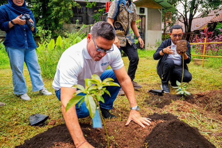 Ascott Jabotabek Dan Universitas Trilogi Dorong Edukasi Lingkungan & Urban Farming Di Perayaan World Enviromental Education Day
